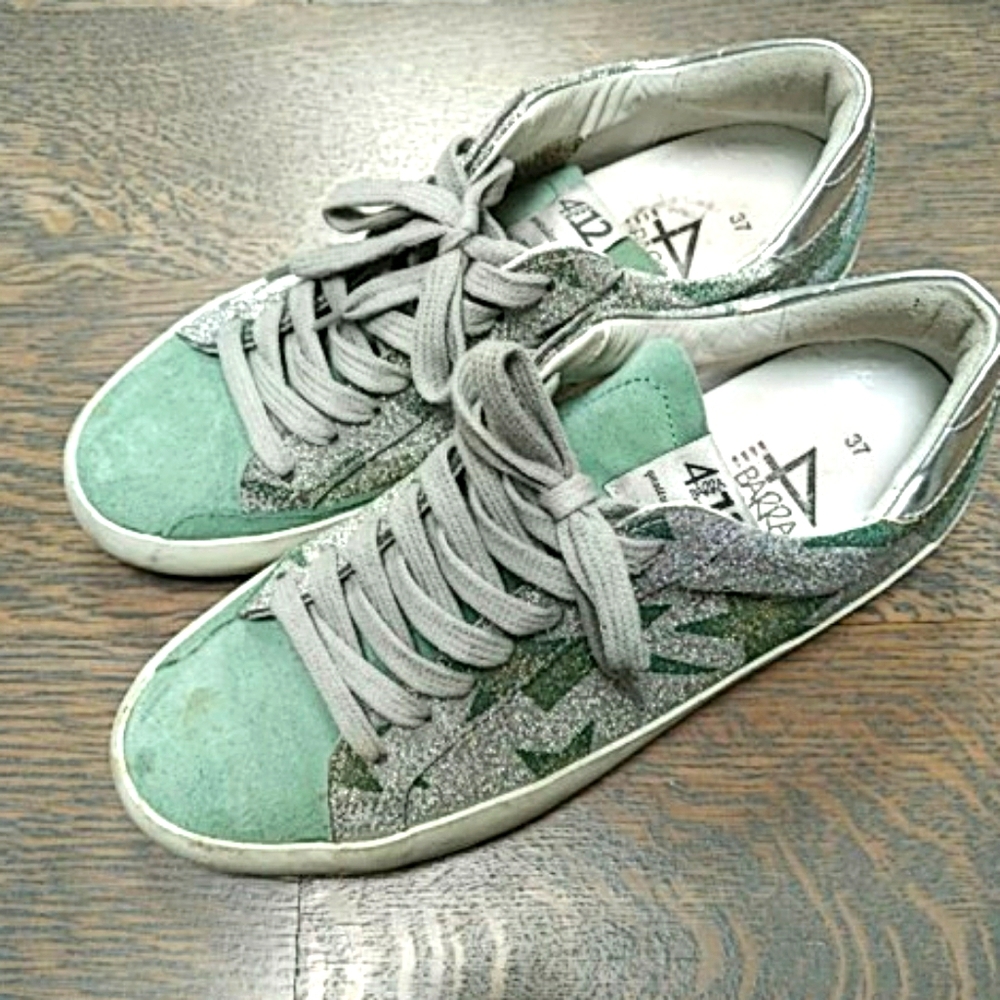 Hand made in italy quattrobarradodici sneakers